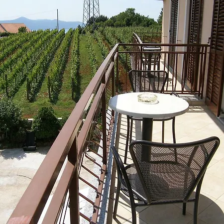 Apartment Persic *